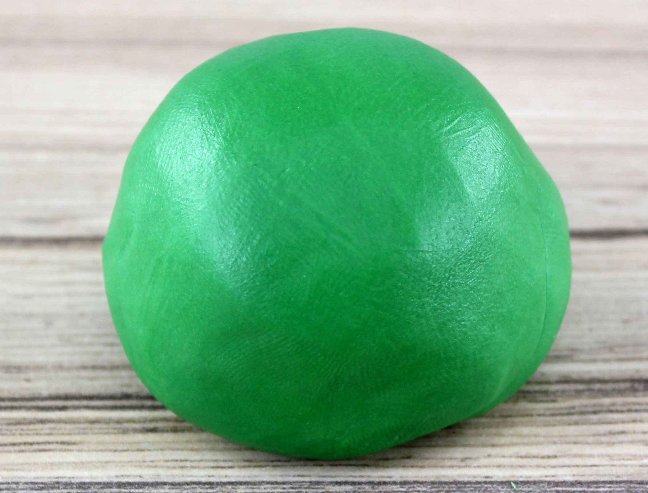 gelová barva green na potahovací hmotě